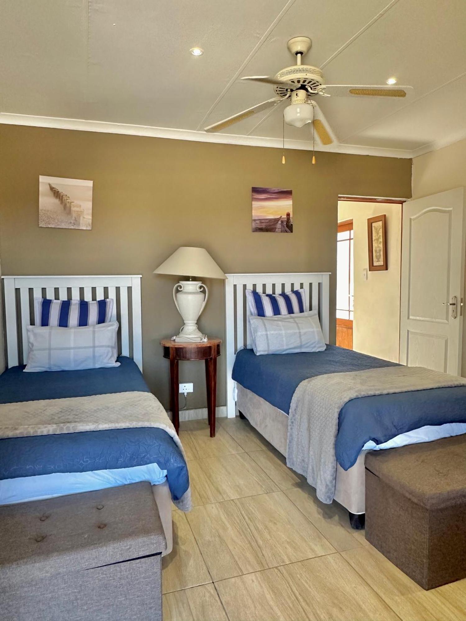 Country Lane Farm Lodge Cradock Exterior foto